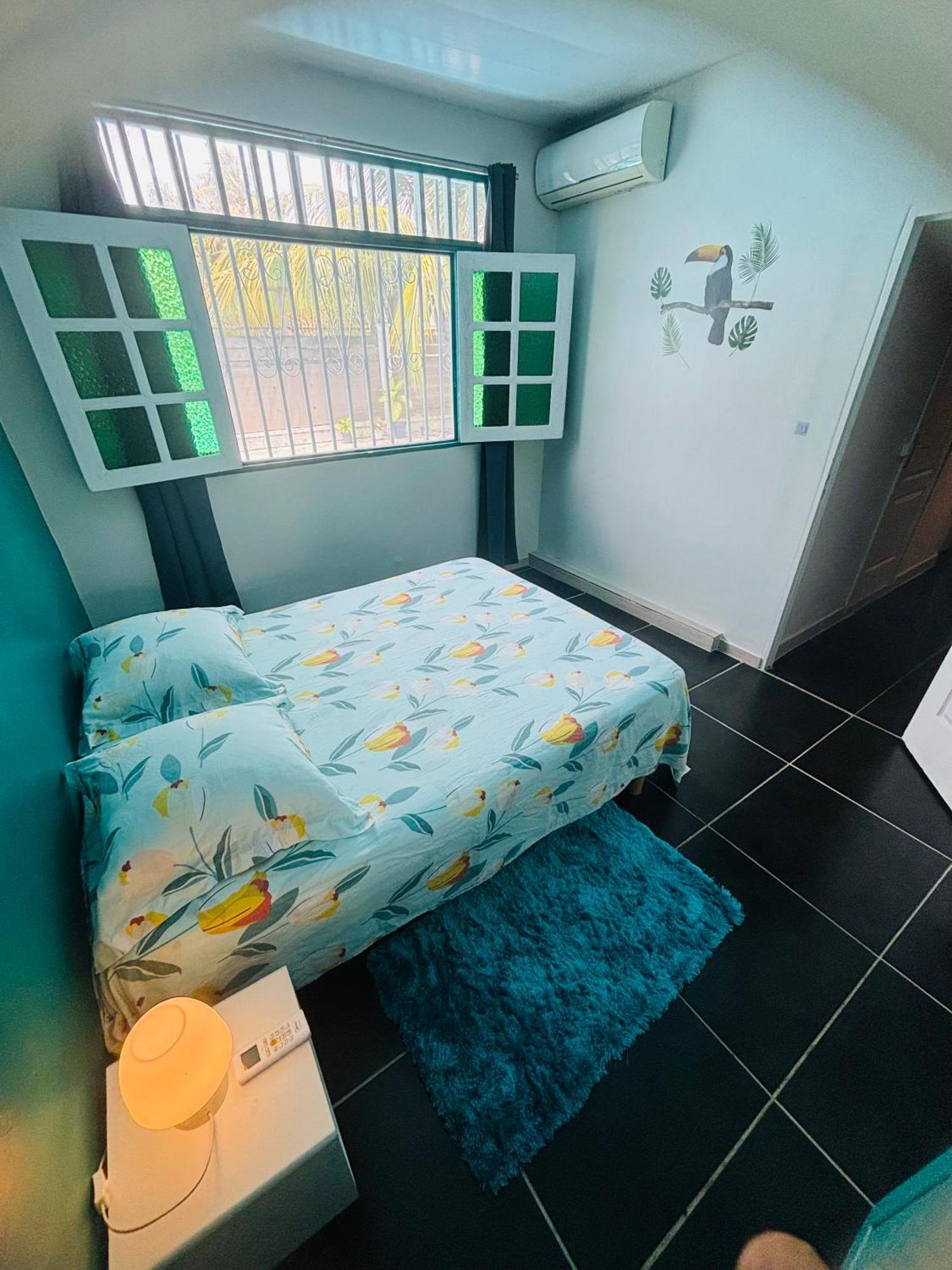 Sermie T2 Climatise Avec Piscine Kourou Exterior photo